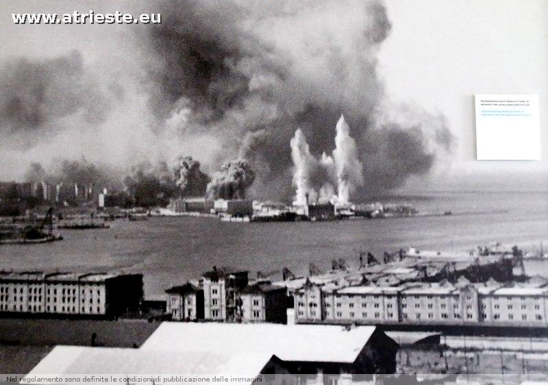 il bombardamento alleato della città e soprattutto del porto