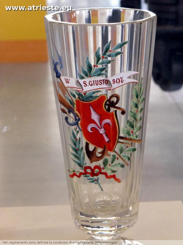  Bicchiere commemorativo del 97°  Reggimento quello detto del  " Demoghèla"