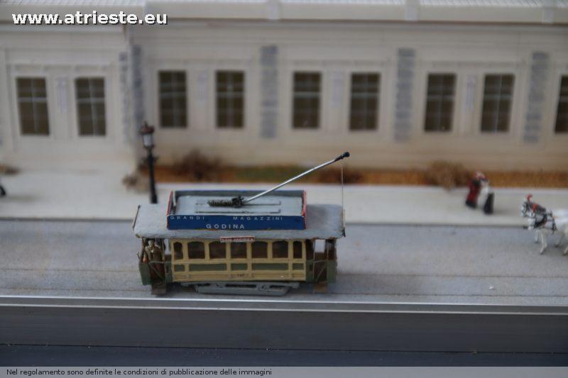 Modellino di un tram Union in un diorama del Museo Ferroviario