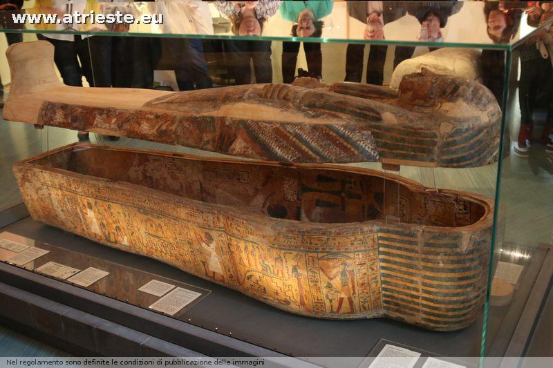 il sarcofago restaurato, 27 aprile 2019