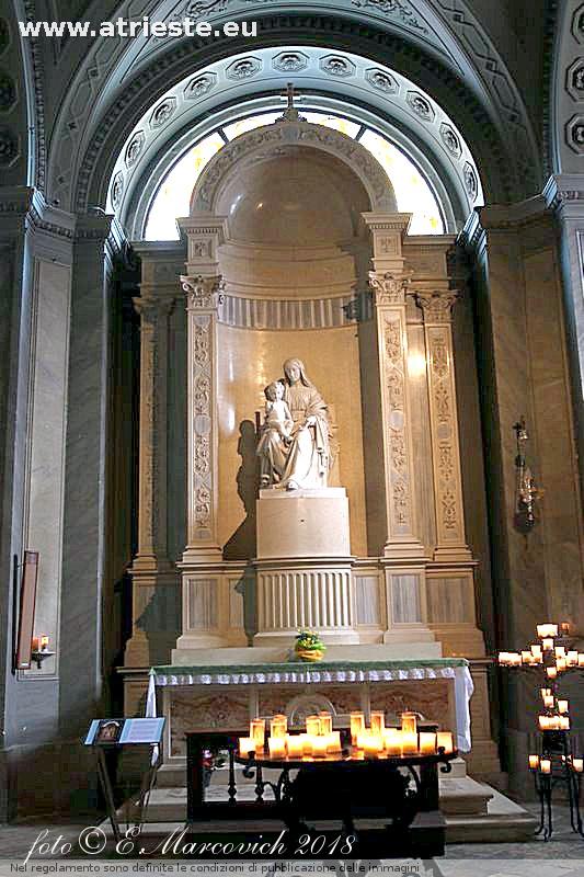  il neoclassico altare della Madonna delle grazie dono di Pasquale Revoltella